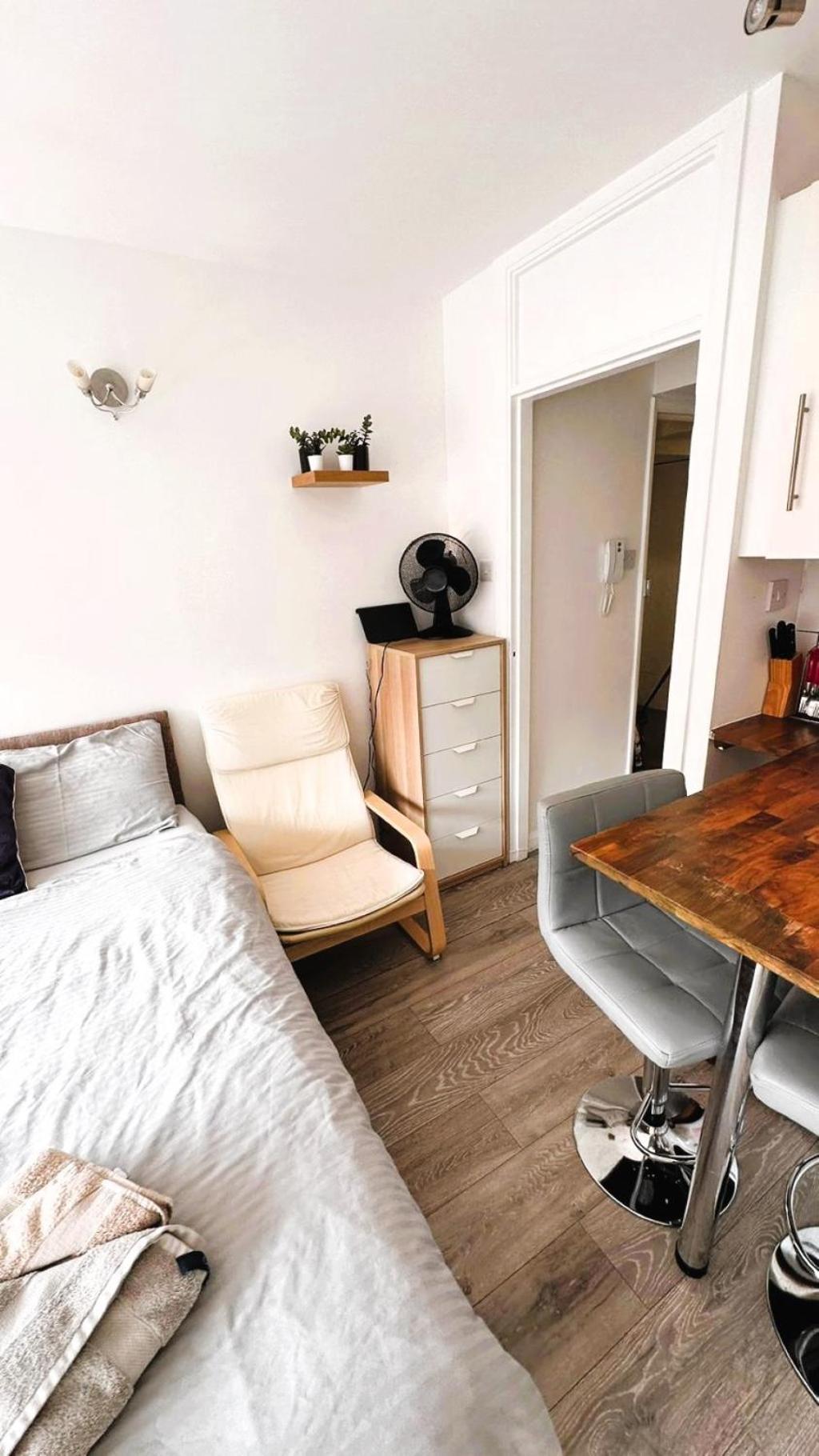 Apartment Light With Kitchenette Close To Hyde Park London
